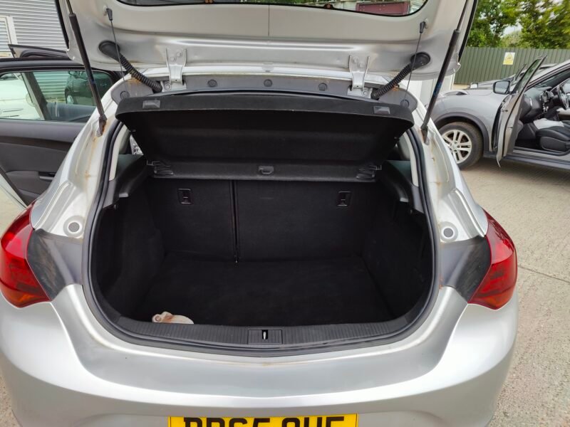 2015 Vauxhall Astra 1.4i Turbo SRi Euro 6 5dr || Petrol || Manual || Compliance✅