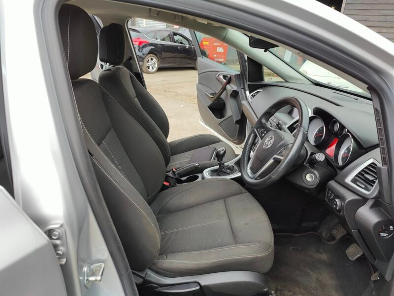 2015 Vauxhall Astra 1.4i Turbo SRi Euro 6 5dr || Petrol || Manual || Compliance✅