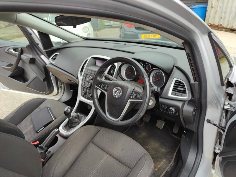 2015 Vauxhall Astra 1.4i Turbo SRi Euro 6 5dr || Petrol || Manual || Compliance✅