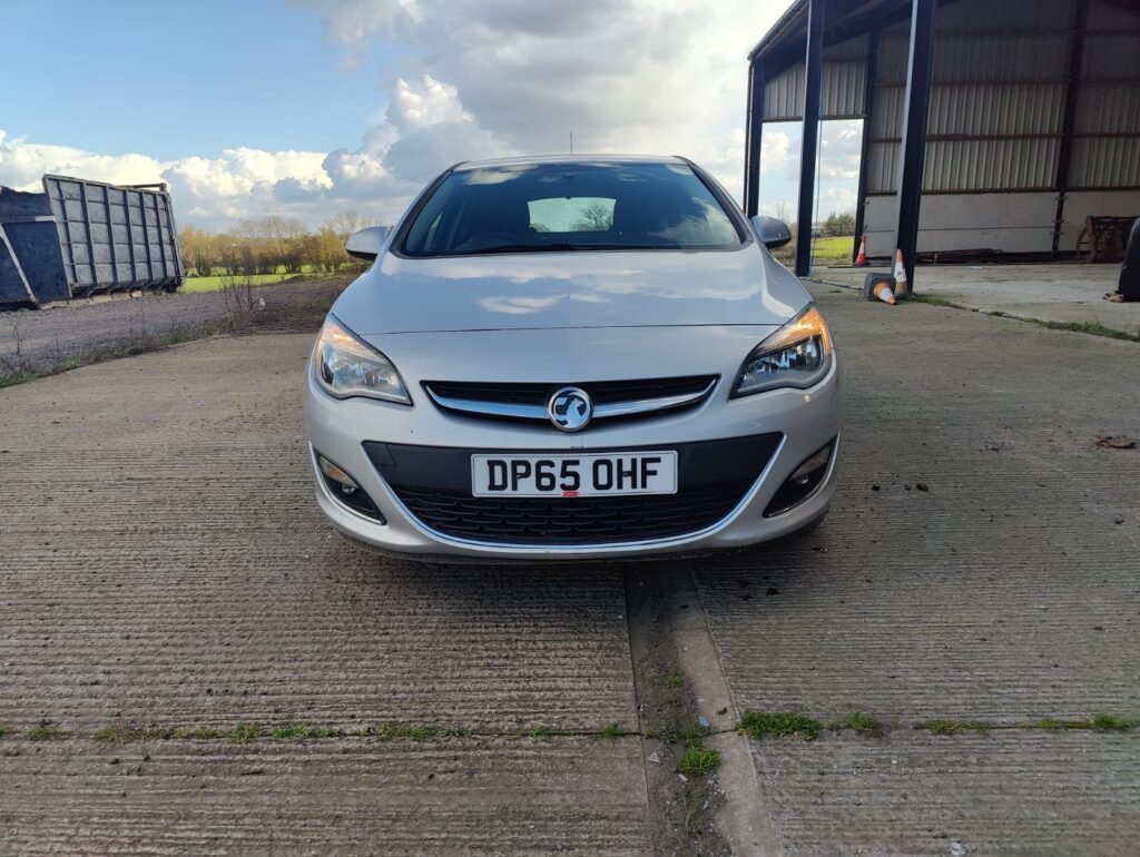 2015 Vauxhall Astra 1.4i Turbo SRi Euro 6 5dr