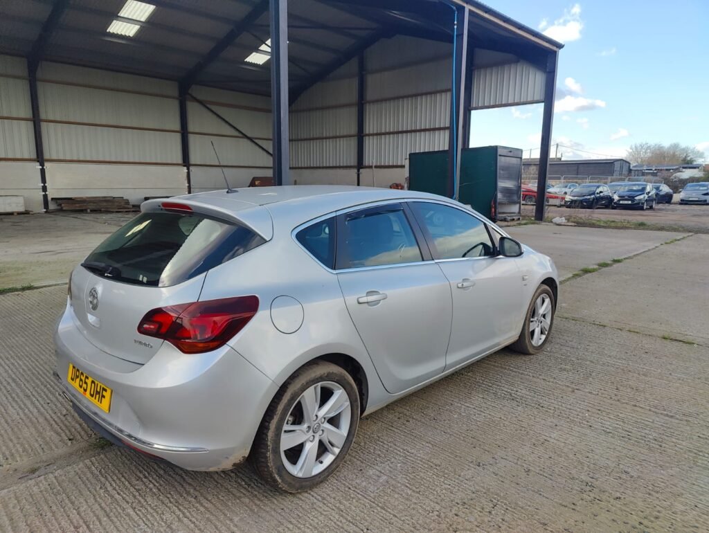 2015 Vauxhall Astra 1.4i Turbo SRi Euro 6 5dr