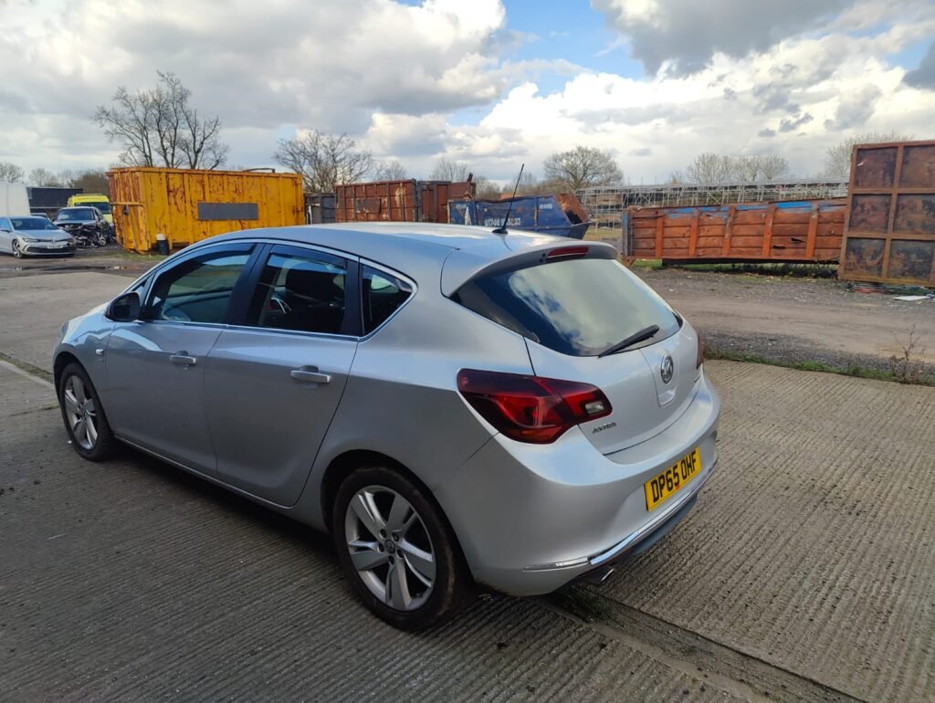 2015 Vauxhall Astra 1.4i Turbo SRi Euro 6 5dr