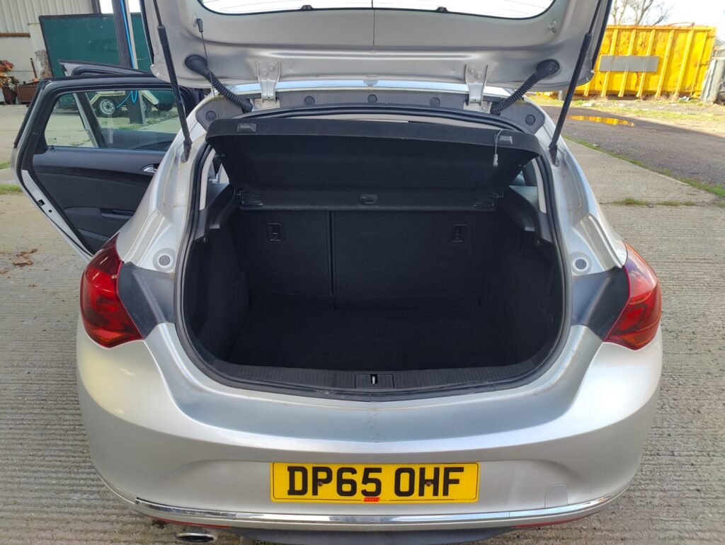 2015 Vauxhall Astra 1.4i Turbo SRi Euro 6 5dr