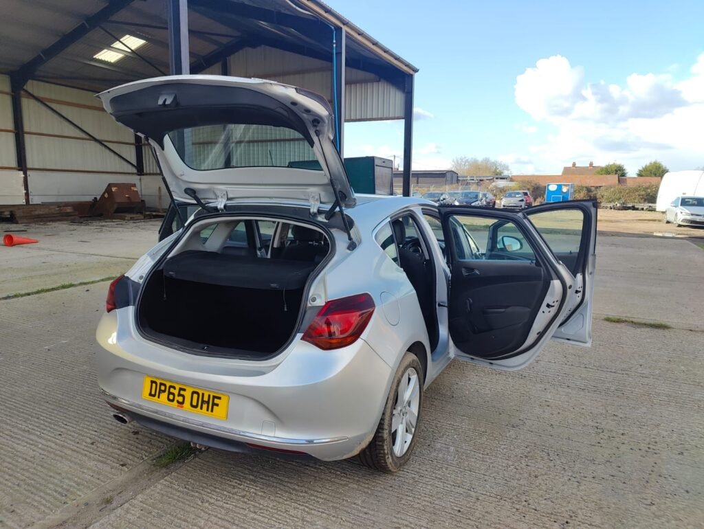2015 Vauxhall Astra 1.4i Turbo SRi Euro 6 5dr