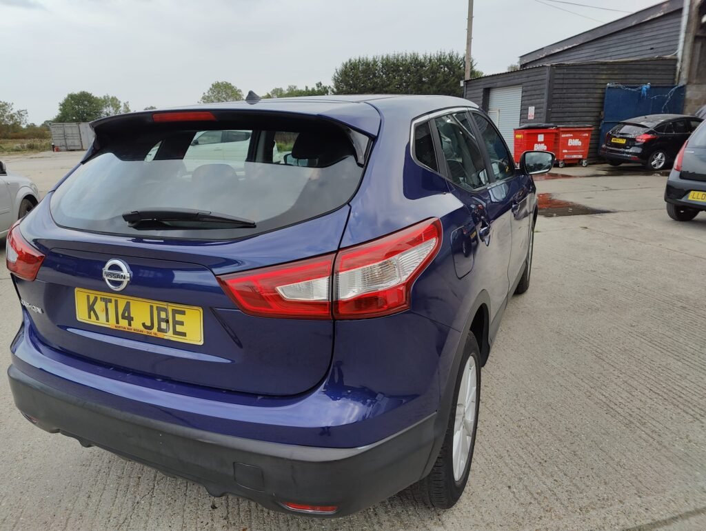 2014 Nissan Qashqai 1.2 DIG-T Acenta 2WD Euro 5 (s/s) 5dr