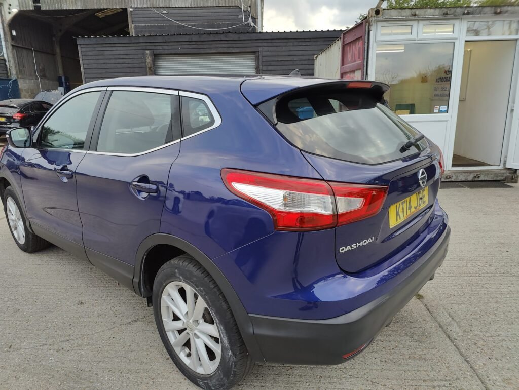 2014 Nissan Qashqai 1.2 DIG-T Acenta 2WD Euro 5 (s/s) 5dr