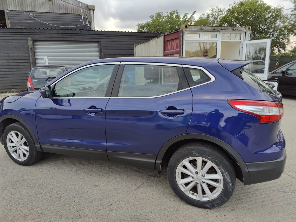2014 Nissan Qashqai 1.2 DIG-T Acenta 2WD Euro 5 (s/s) 5dr