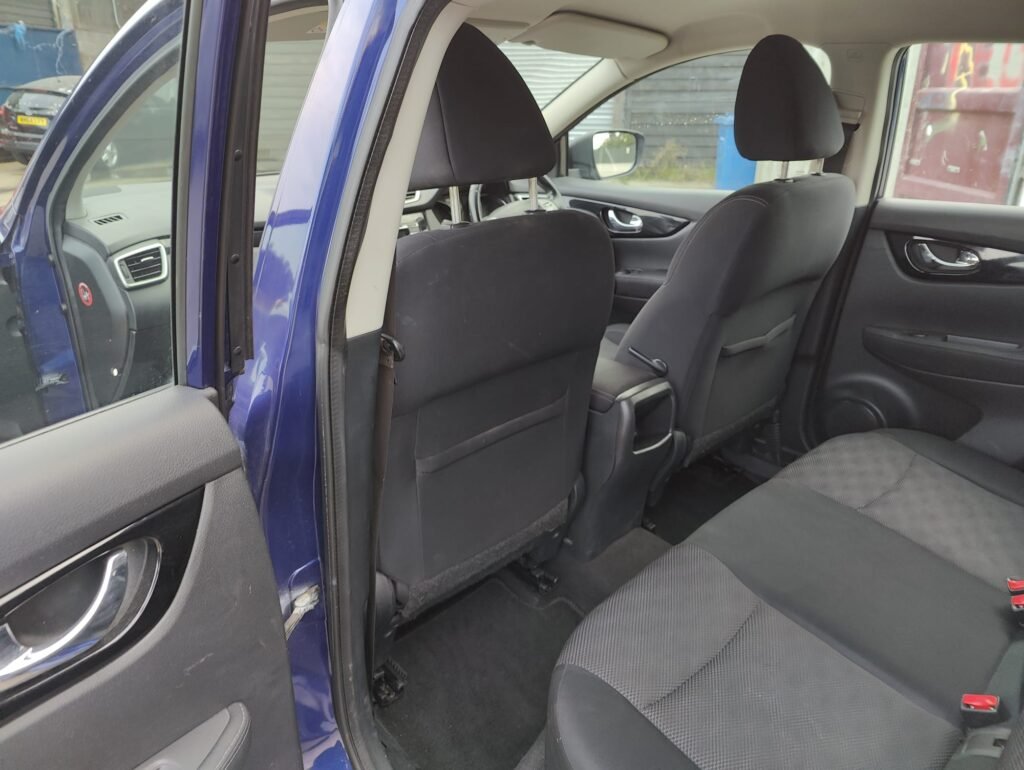 2014 Nissan Qashqai 1.2 DIG-T Acenta 2WD Euro 5 (s/s) 5dr