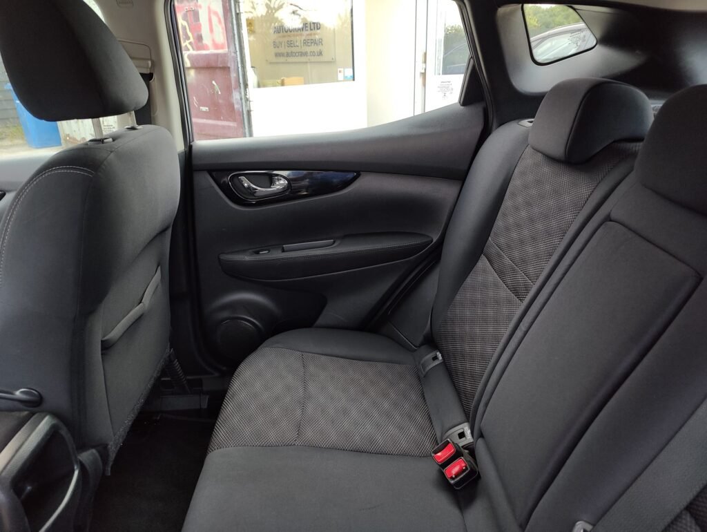 2014 Nissan Qashqai 1.2 DIG-T Acenta 2WD Euro 5 (s/s) 5dr