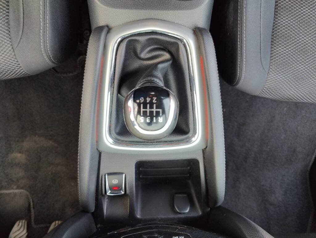 2014 Nissan Qashqai 1.2 DIG-T Acenta 2WD Euro 5 (s/s) 5dr