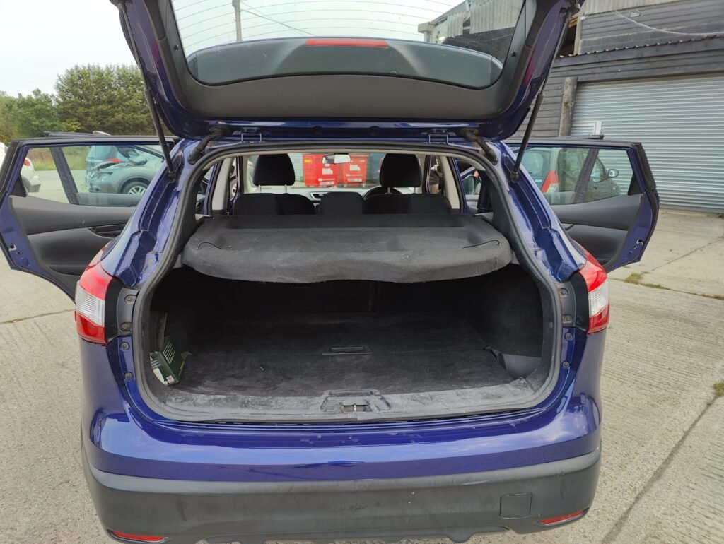 2014 Nissan Qashqai 1.2 DIG-T Acenta 2WD Euro 5 (s/s) 5dr