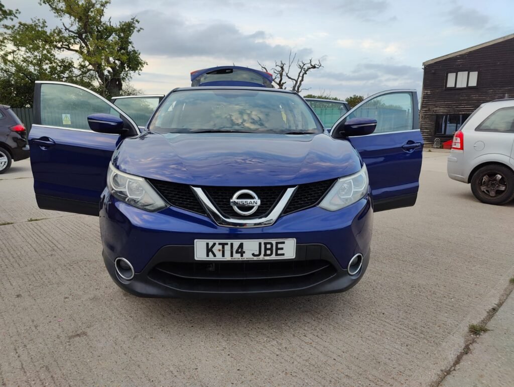 2014 Nissan Qashqai 1.2 DIG-T Acenta 2WD Euro 5 (s/s) 5dr