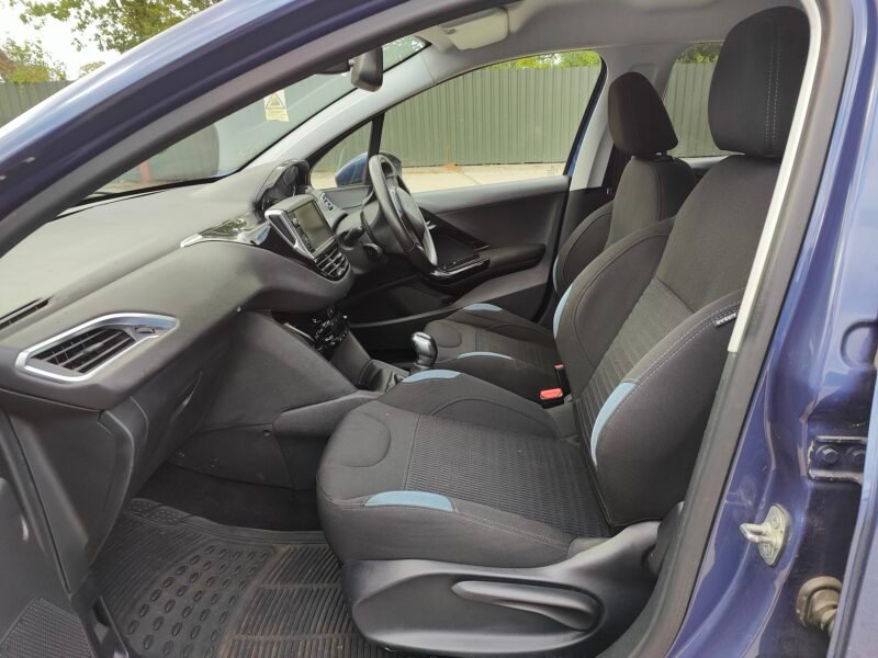 2015 PEUGEOT 208 1.2 VTI ALLURE✅