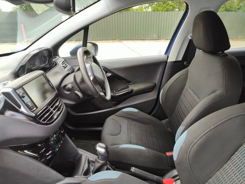 2015 PEUGEOT 208 1.2 VTI ALLURE✅