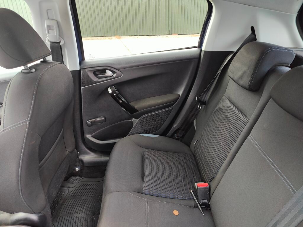 2015 PEUGEOT 208 1.2 VTI ALLURE