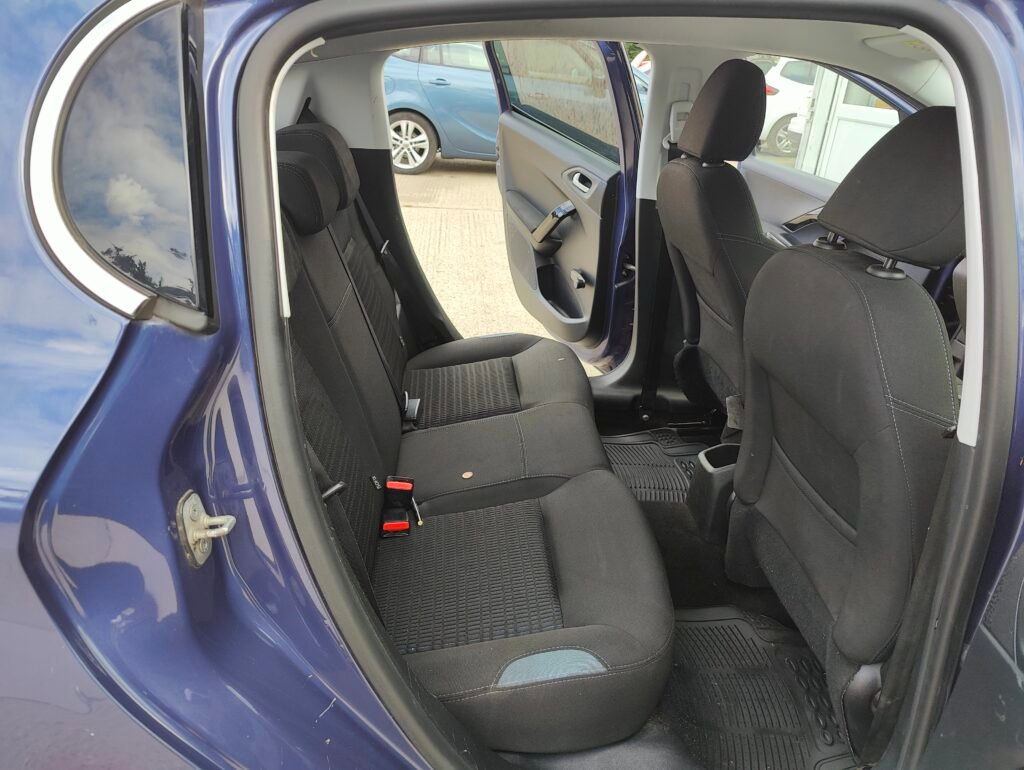 2015 PEUGEOT 208 1.2 VTI ALLURE