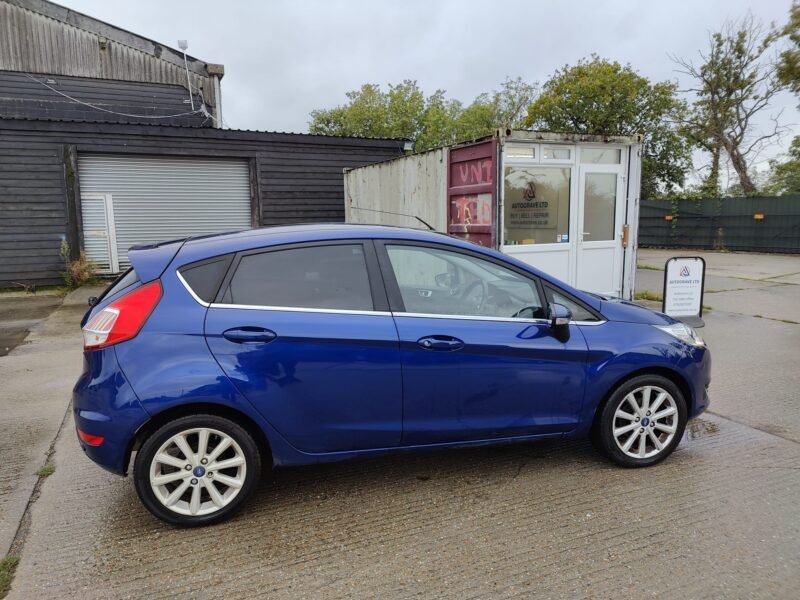 2015 FORD FIESTA 1.0 EcoBoost Titanium 5dr