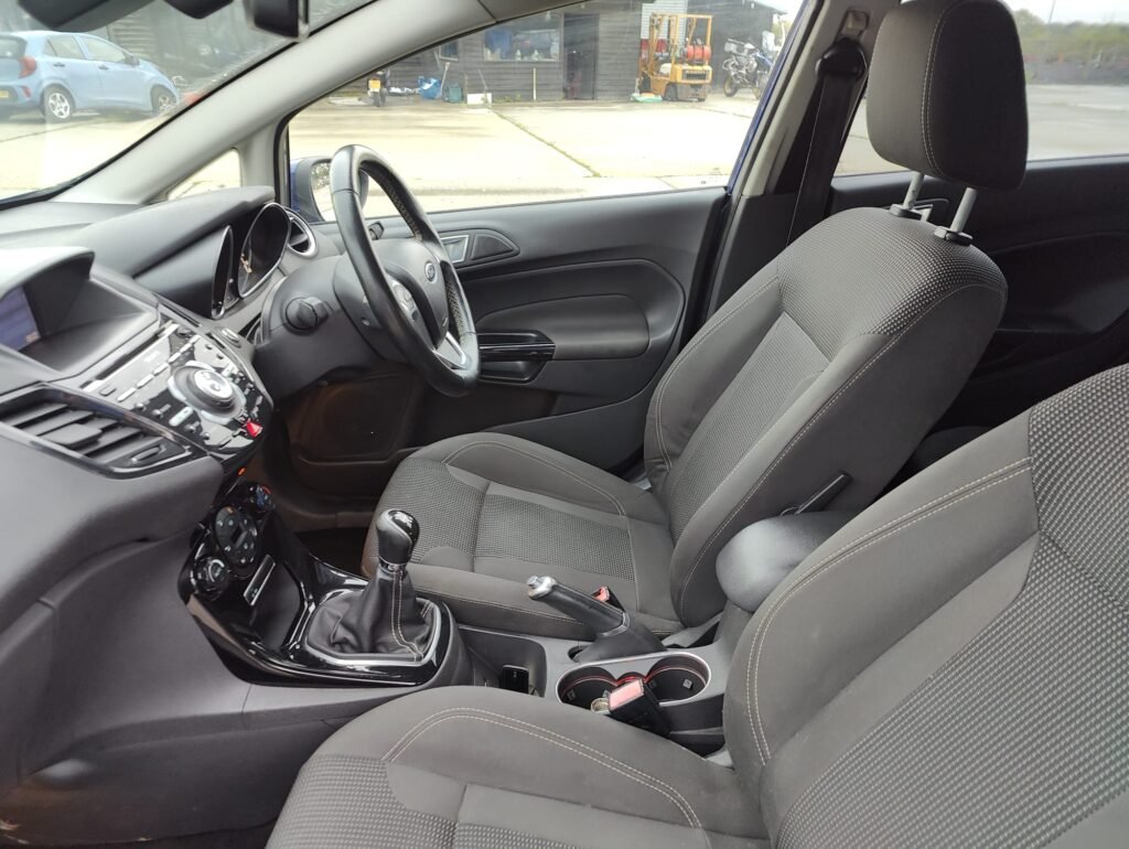 2015 FORD FIESTA 1.0 EcoBoost Titanium 5dr