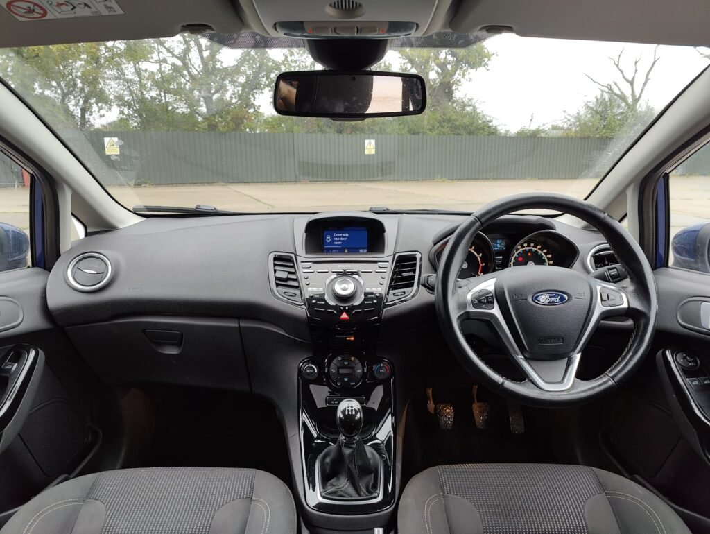 2015 FORD FIESTA 1.0 EcoBoost Titanium 5dr