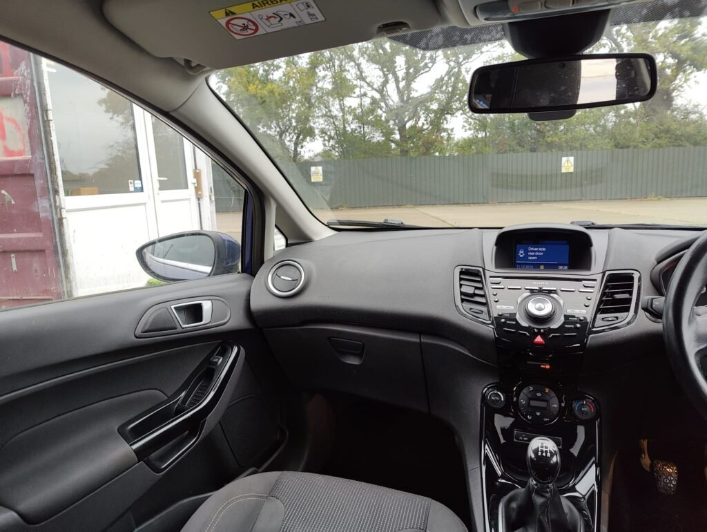 2015 FORD FIESTA 1.0 EcoBoost Titanium 5dr
