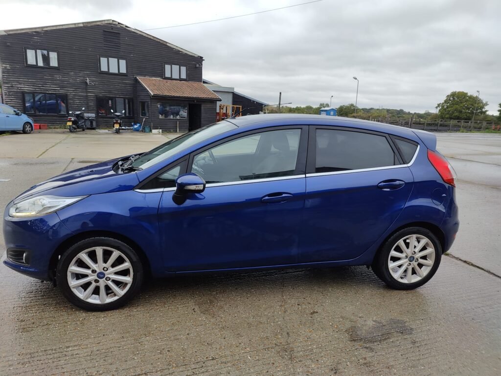 2015 FORD FIESTA 1.0 EcoBoost Titanium 5dr