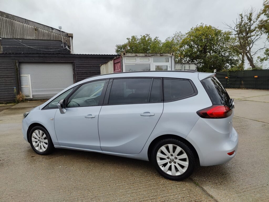 2017 VAUXHALL ZAFIRA TOURER 1.4T Design 5dr