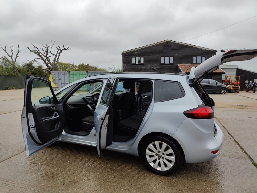 2017 VAUXHALL ZAFIRA TOURER 1.4T Design 5dr