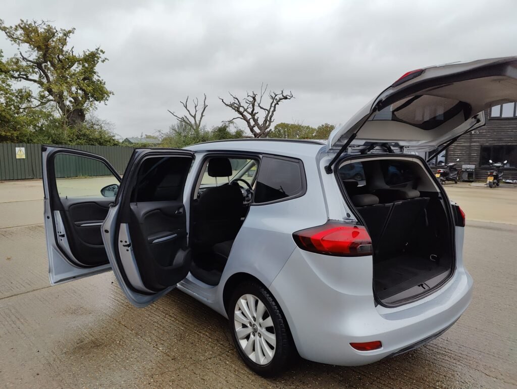 2017 VAUXHALL ZAFIRA TOURER 1.4T Design 5dr