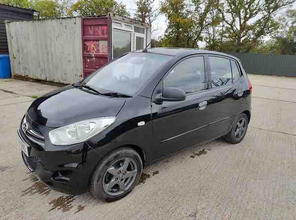 2012 HYUNDAI I10 1.2 Classic 5dr