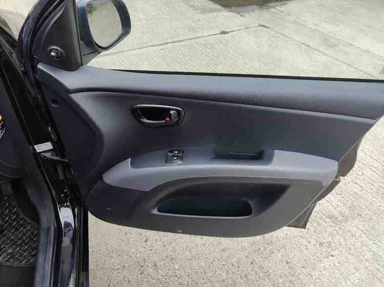 2012 HYUNDAI I10 1.2 Classic 5dr