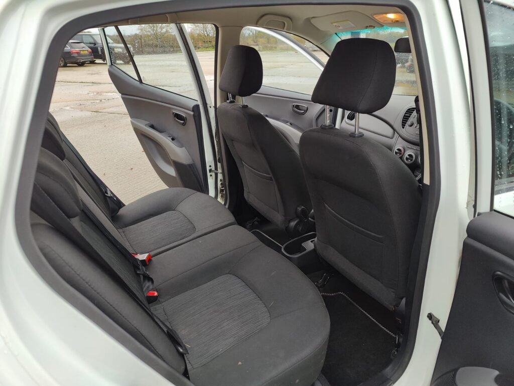 2012 HYUNDAI I10 1.2 Active 5dr