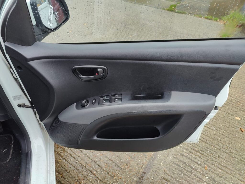 2012 HYUNDAI I10 1.2 Active 5dr