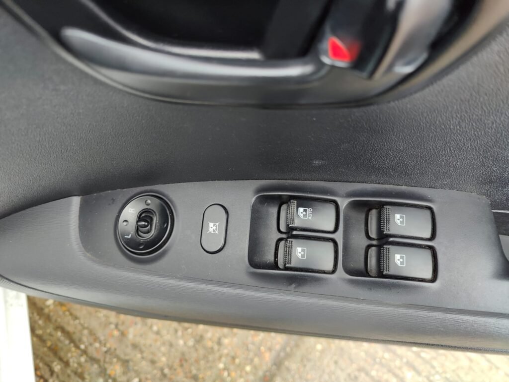 2012 HYUNDAI I10 1.2 Active 5dr