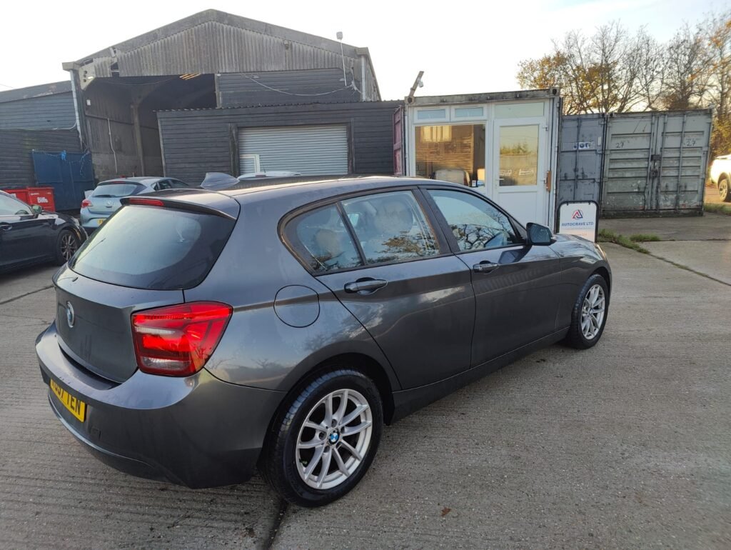 2013 BMW 1 SERIES 116i SE 5dr