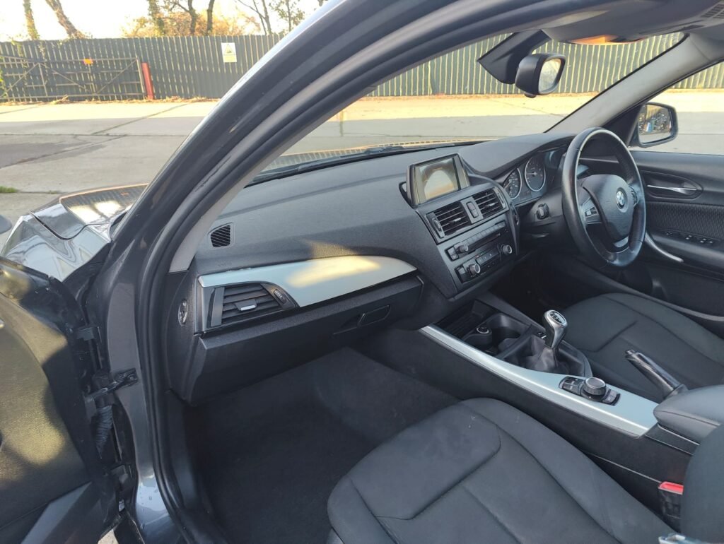 2013 BMW 1 SERIES 116i SE 5dr