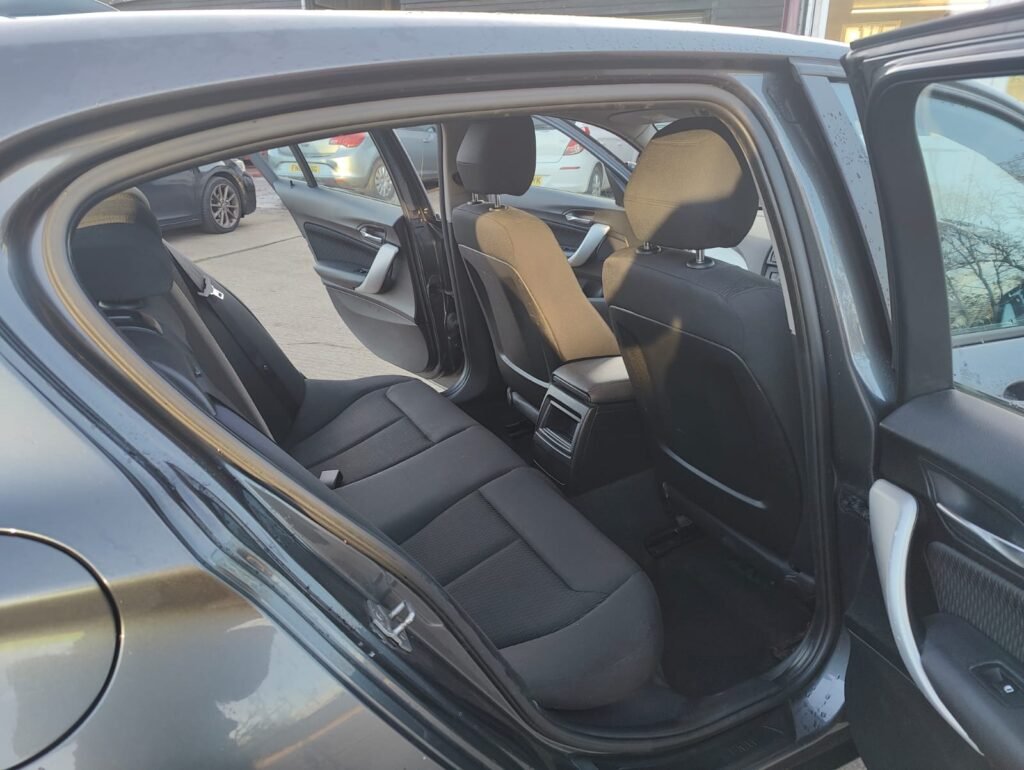 2013 BMW 1 SERIES 116i SE 5dr