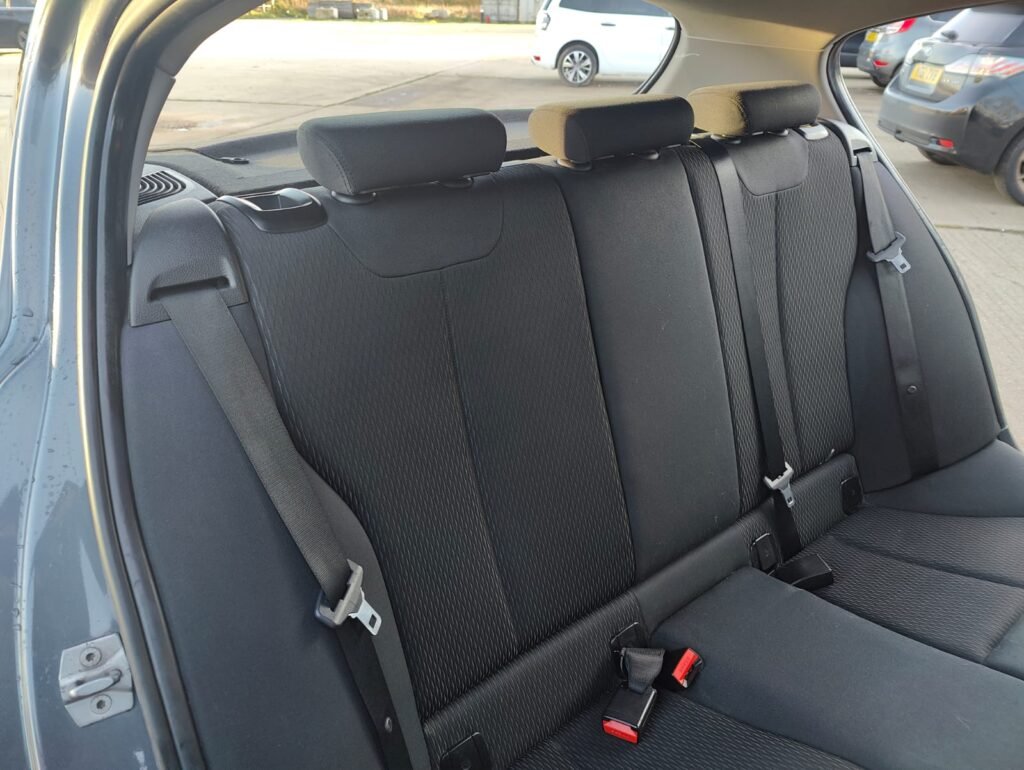 2013 BMW 1 SERIES 116i SE 5dr