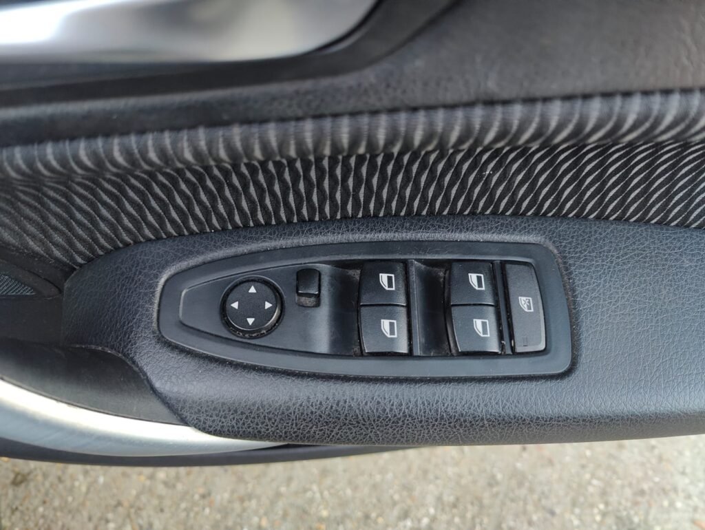 2013 BMW 1 SERIES 116i SE 5dr