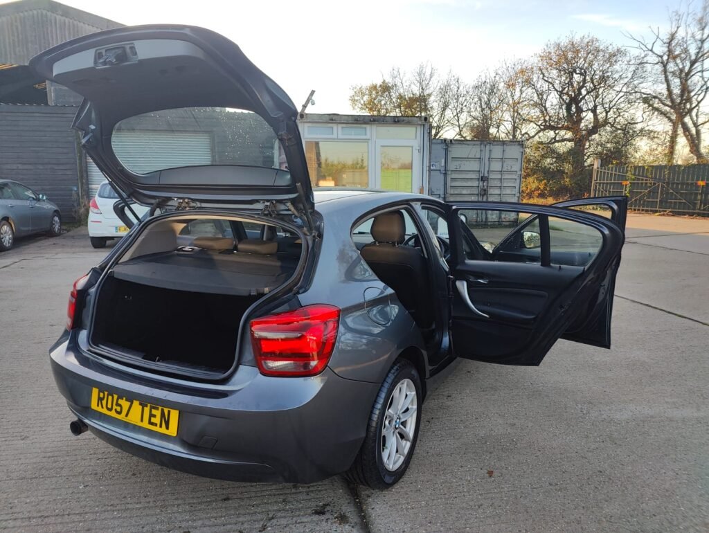 2013 BMW 1 SERIES 116i SE 5dr