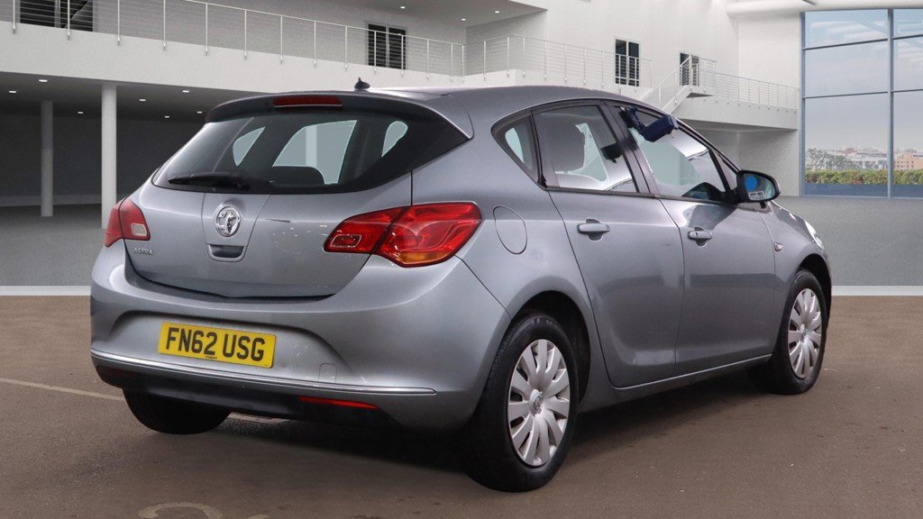 2012 VAUXHALL ASTRA 1.4i 16V Exclusiv 5dr