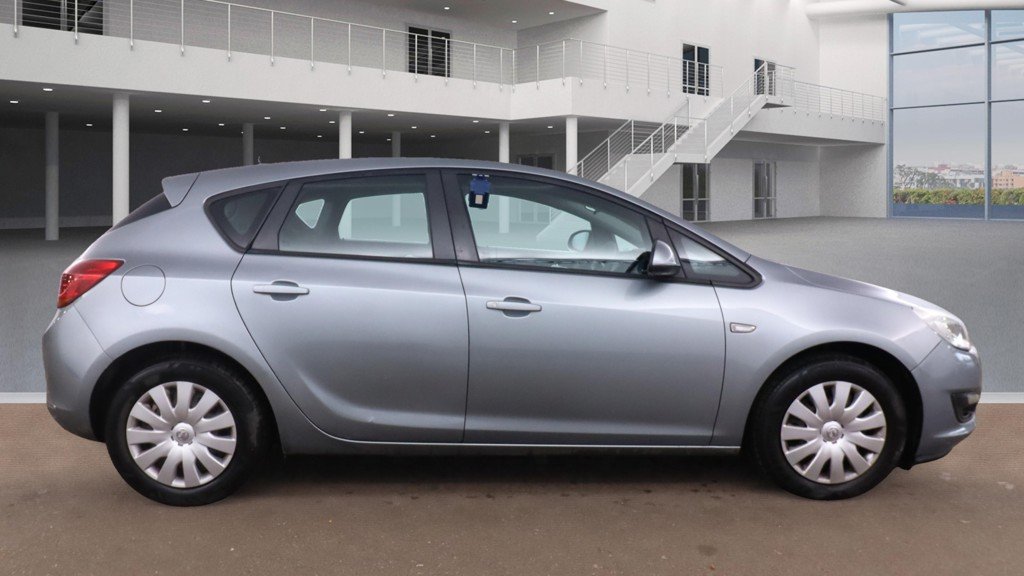 2012 VAUXHALL ASTRA 1.4i 16V Exclusiv 5dr