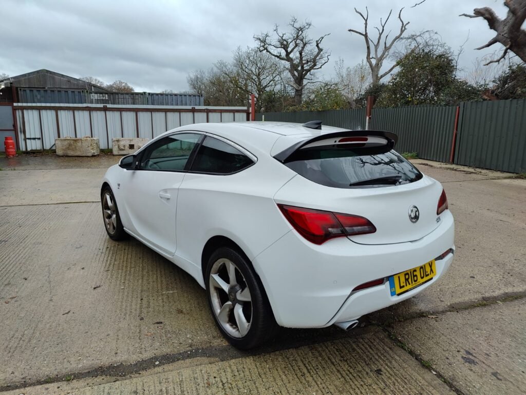 2016 VAUXHALL GTC 1.4T 16V 140 SRi 3dr