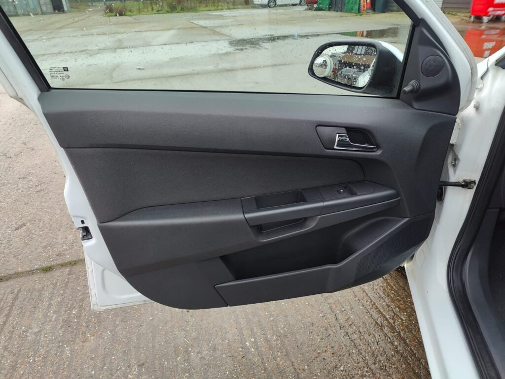 2009 VAUXHALL ASTRA 1.6i 16V Life [115] 5dr Easytronic