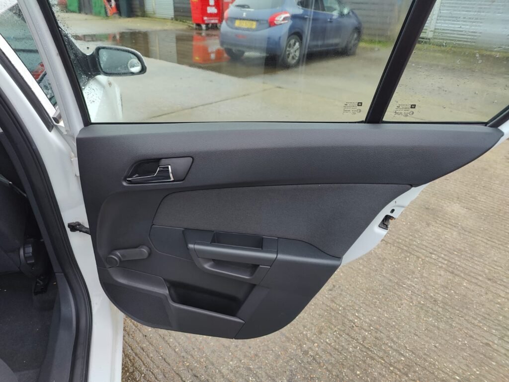 2009 VAUXHALL ASTRA 1.6i 16V Life [115] 5dr Easytronic