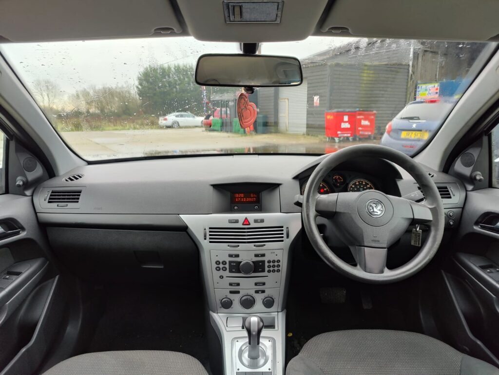 2009 VAUXHALL ASTRA 1.6i 16V Life [115] 5dr Easytronic