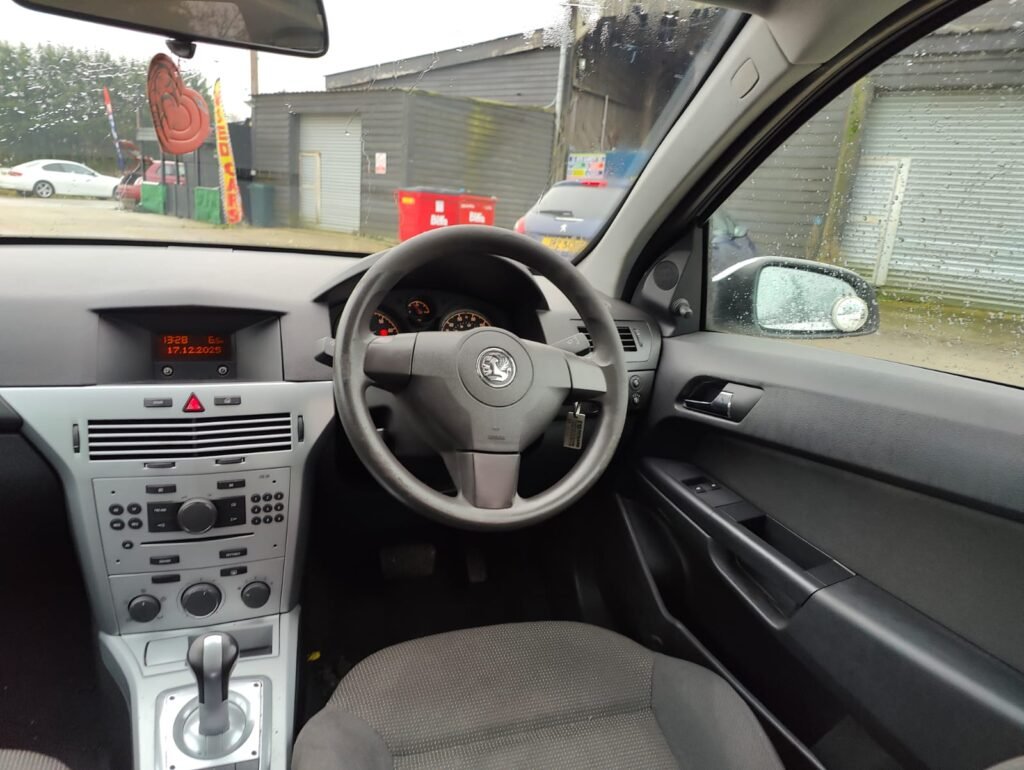 2009 VAUXHALL ASTRA 1.6i 16V Life [115] 5dr Easytronic