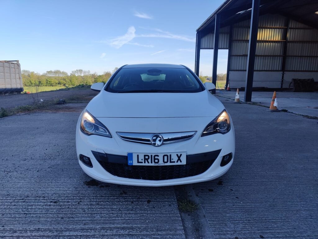 2016 VAUXHALL GTC 1.4T 16V 140 SRi 3dr