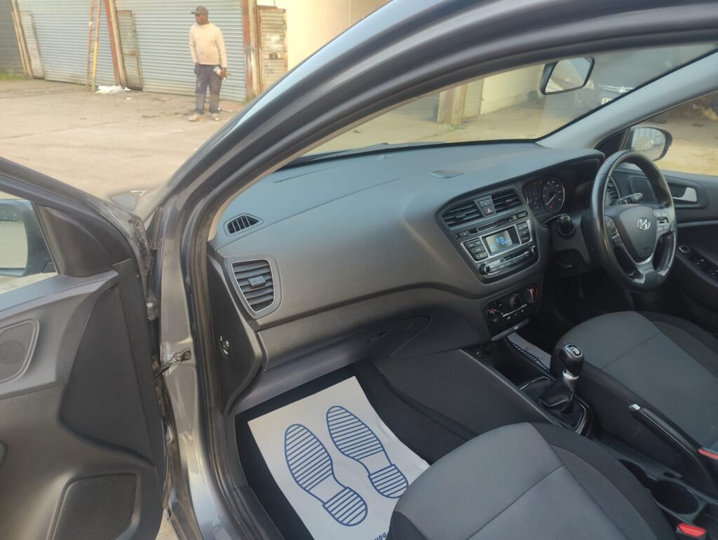 2017 HYUNDAI I20 1.2 SE 5dr