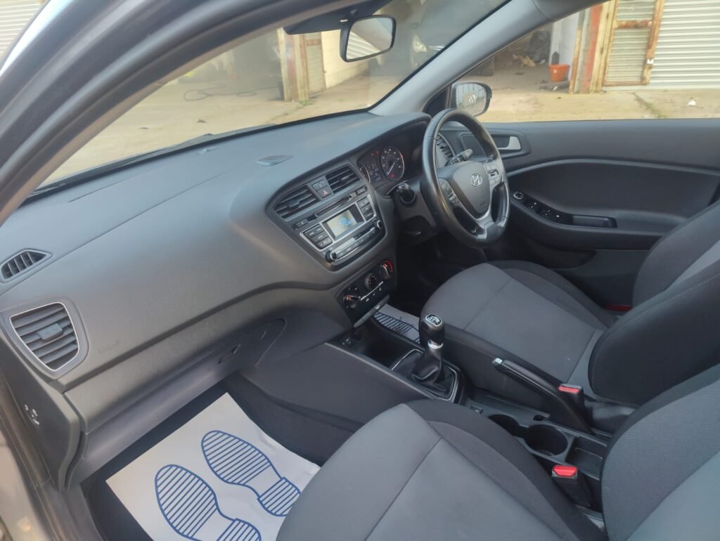 2017 HYUNDAI I20 1.2 SE 5dr