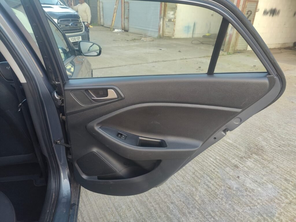 2017 HYUNDAI I20 1.2 SE 5dr